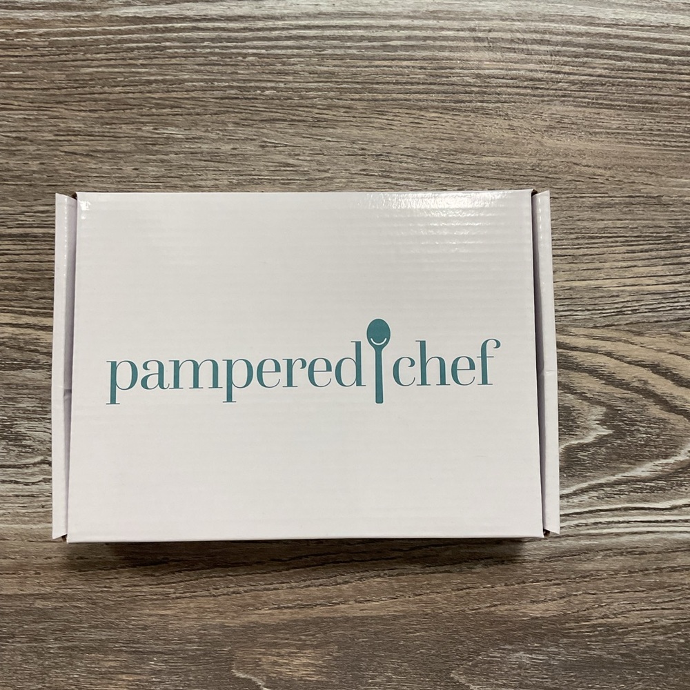 Pampered Chef branded LED Light Display NEW
